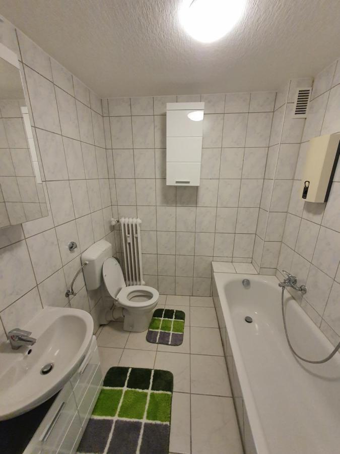 Ferienwohnung Schlossstrasse Essen Exteriör bild